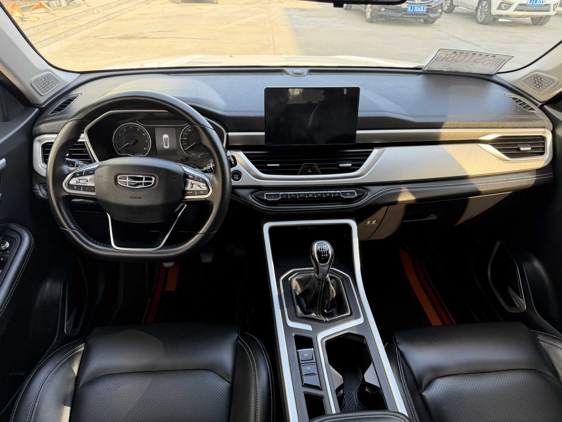 GEELY Vision X6 2020 car image #5