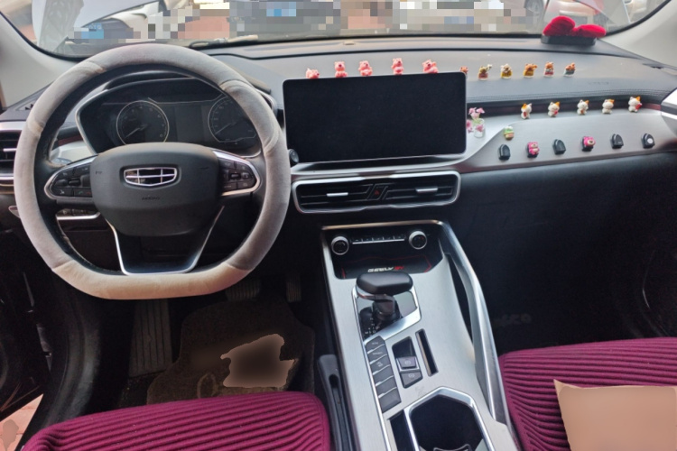 GEELY Coolray 2022 immagine di auto #7