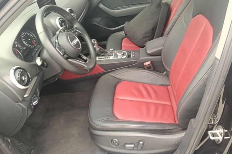 Audi A3 2018 immagine di auto #15