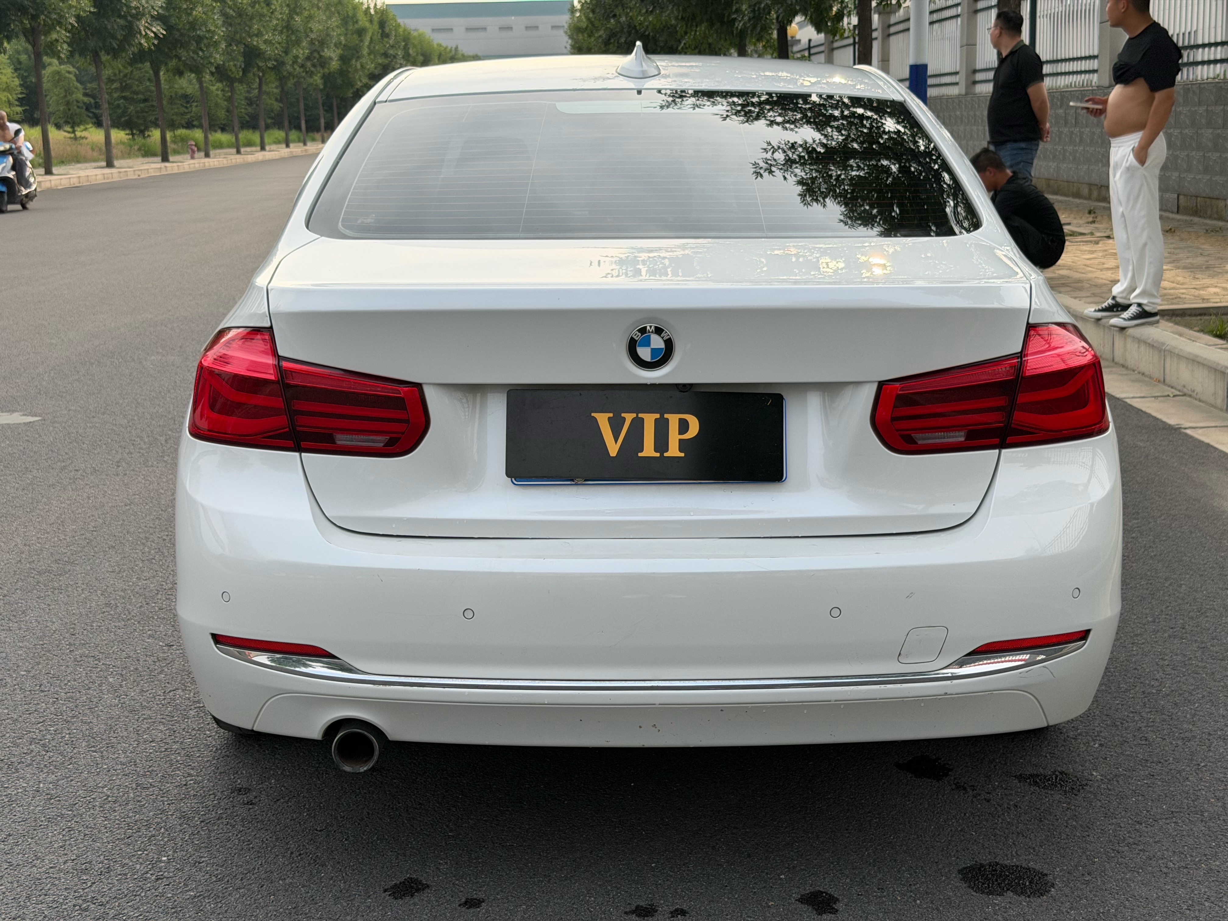 BMW 3 Series 2016 #10 BMW 3 Series 2016 car image #10