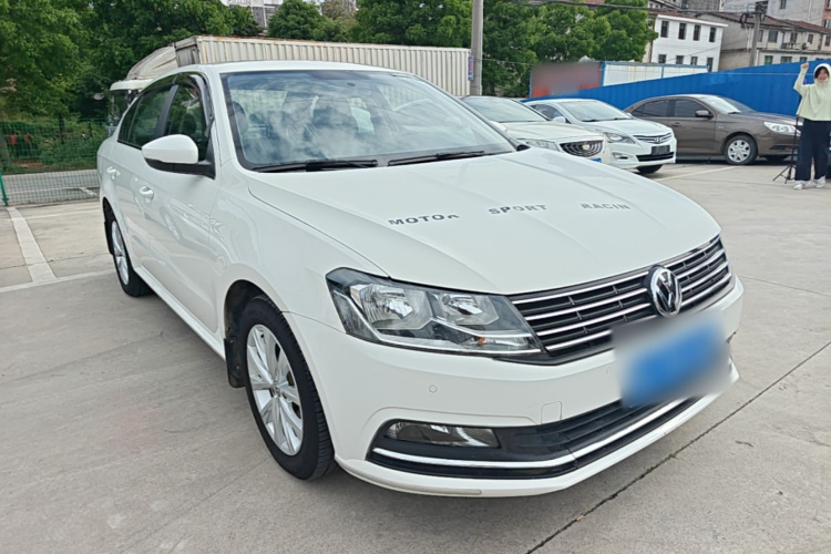 Volkswagen Lavida 2017 car image #4