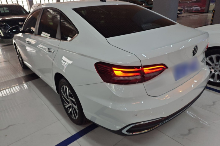Volkswagen Lavida 2023 car image #5