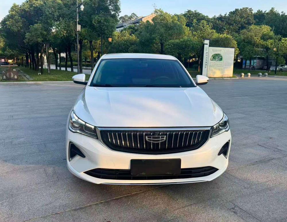 GEELY Emgrand 2023 #2 GEELY Emgrand 2023 car image #2