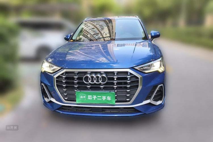 Audi Q3 2019 car image #3