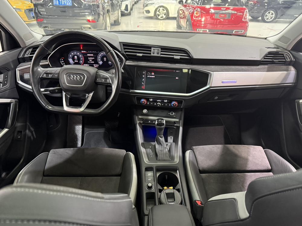 Audi Q3 2020 #18 Audi Q3 2020 car image #18