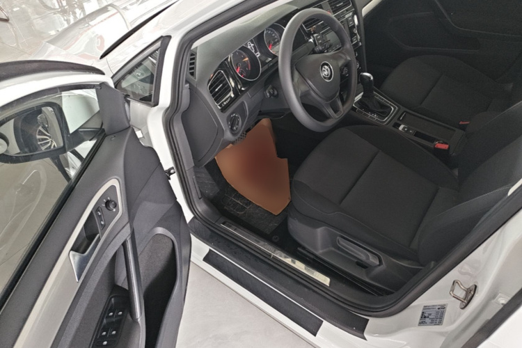 Volkswagen Golf 2019 #16 Volkswagen Golf 2019 car image #16