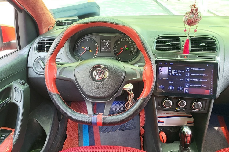 Volkswagen Polo 2017 #12 Volkswagen Polo 2017 car image #12