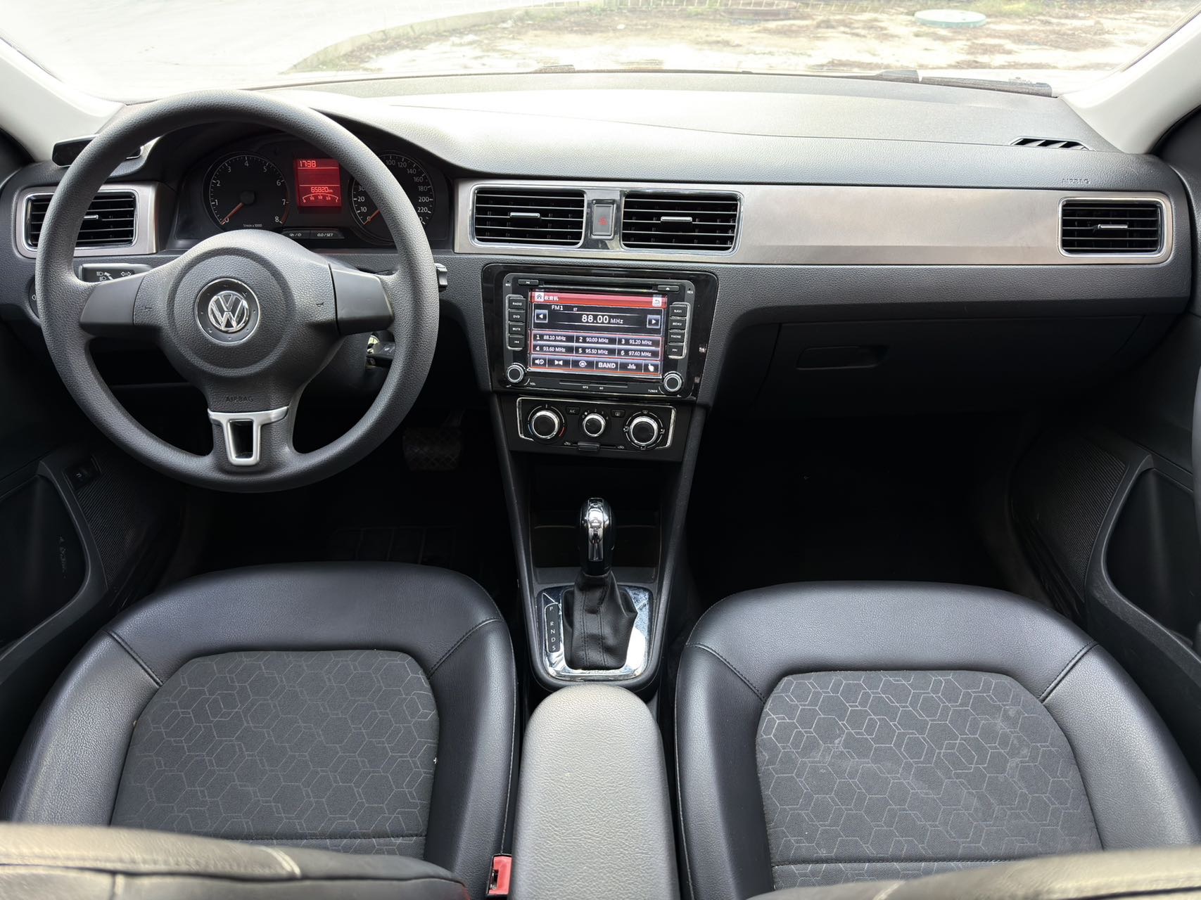2016 #8 2016 car image #8