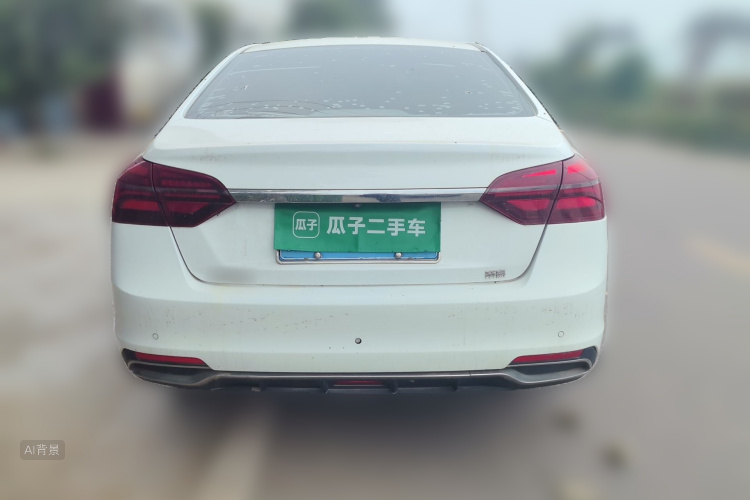 2019 car image #6