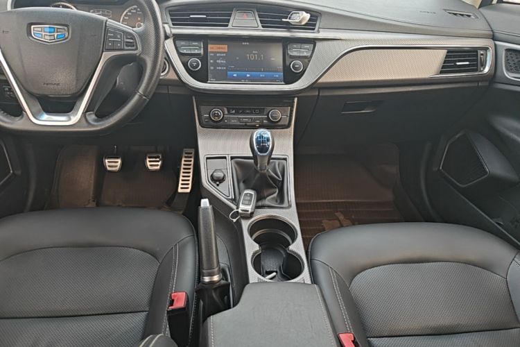 GEELY Emgrand GS 2017 #14 GEELY Emgrand GS 2017 car image #14