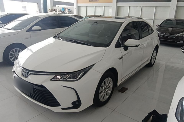 Toyota Corolla 2019 immagine di auto #2