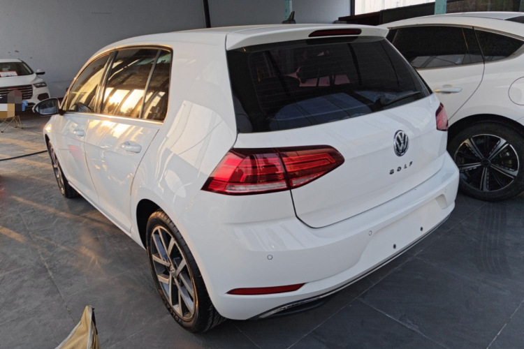 Volkswagen Golf 2020 #5 Volkswagen Golf 2020 car image #5