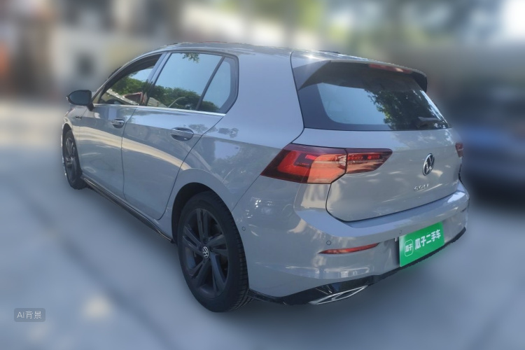 Volkswagen Golf 2022 car image #5