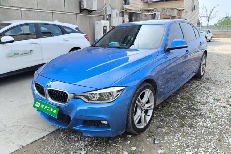 BMW 3 Series 2017 immagine di auto #2
