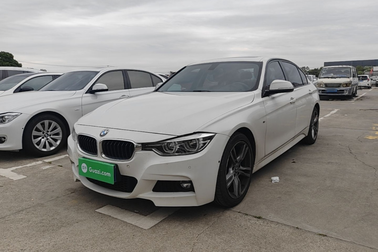 BMW 3 Series 2017 car image #2