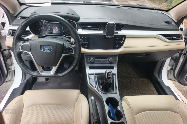 GEELY Emgrand 2018 #11 GEELY Emgrand 2018 immagine di auto #11