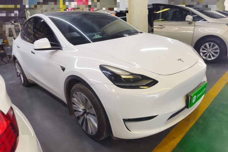 Tesla Model Y 2021 #6 Tesla Model Y 2021 car image #6
