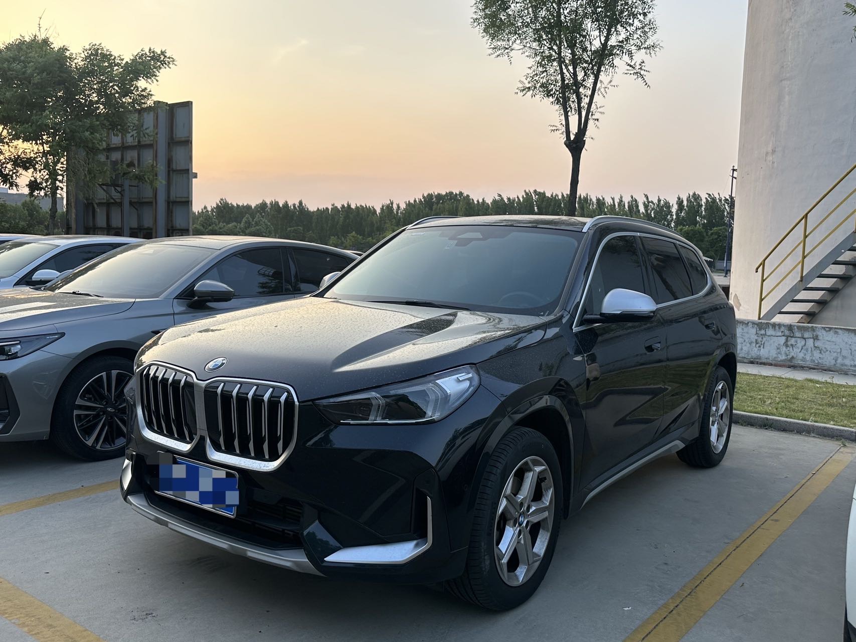 BMW X1 2024 car image 