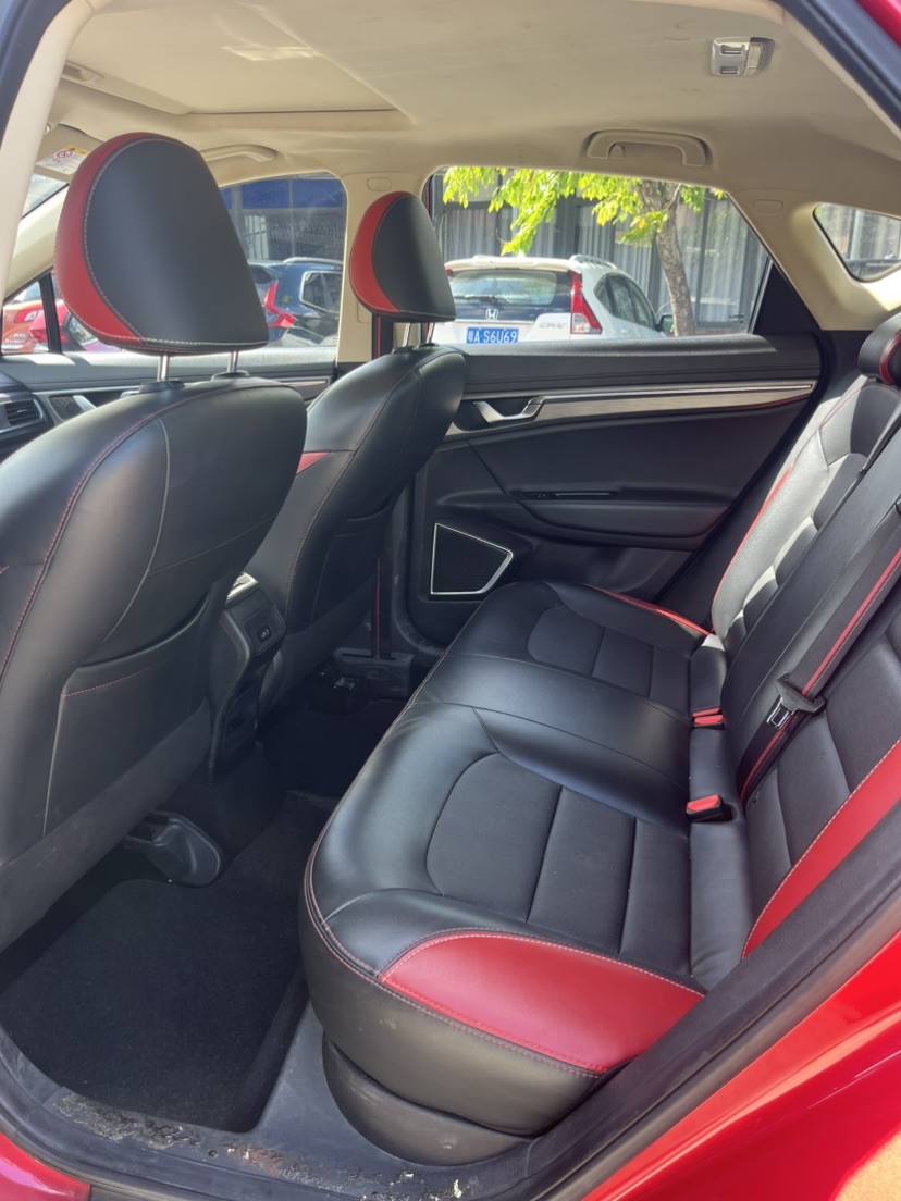 GEELY Emgrand GS 2021 صورة سيارة #5