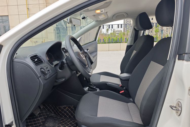 Volkswagen Polo 2019 #22 Volkswagen Polo 2019 car image #22