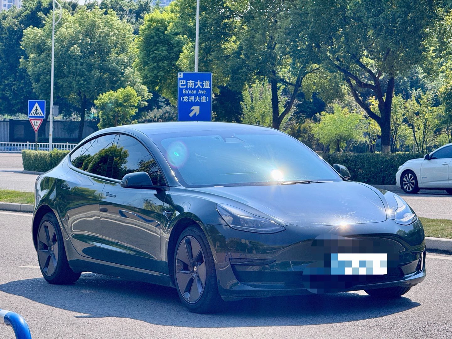 Tesla Model 3 2021 car image #5