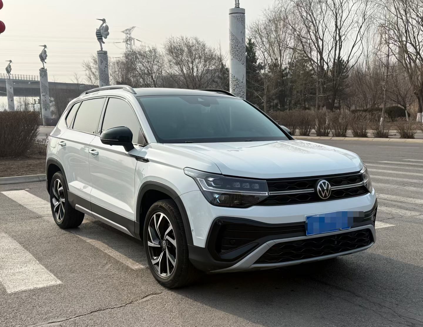 Volkswagen Tharu 2024 imagen de coche #5