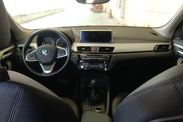 BMW X1 2017 car image #10