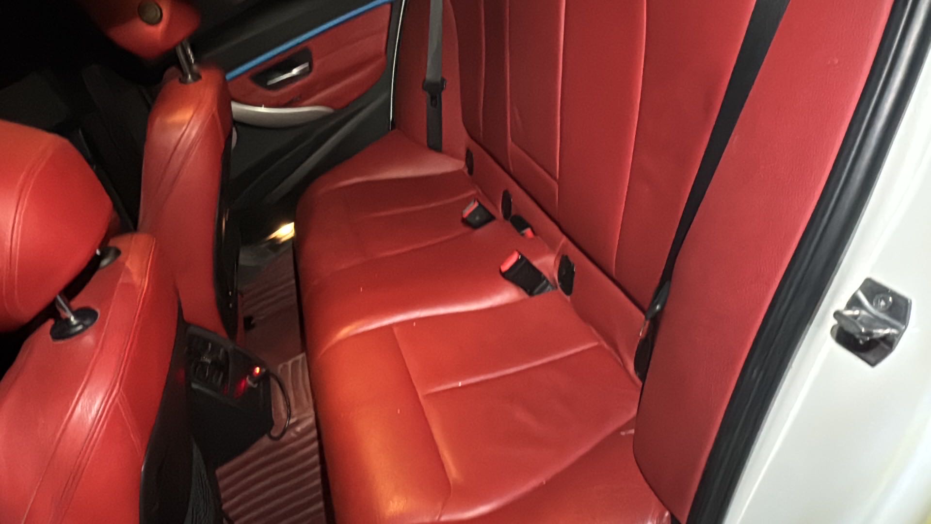 BMW 3 Series 2019 #4 BMW 3 Series 2019 car image #4