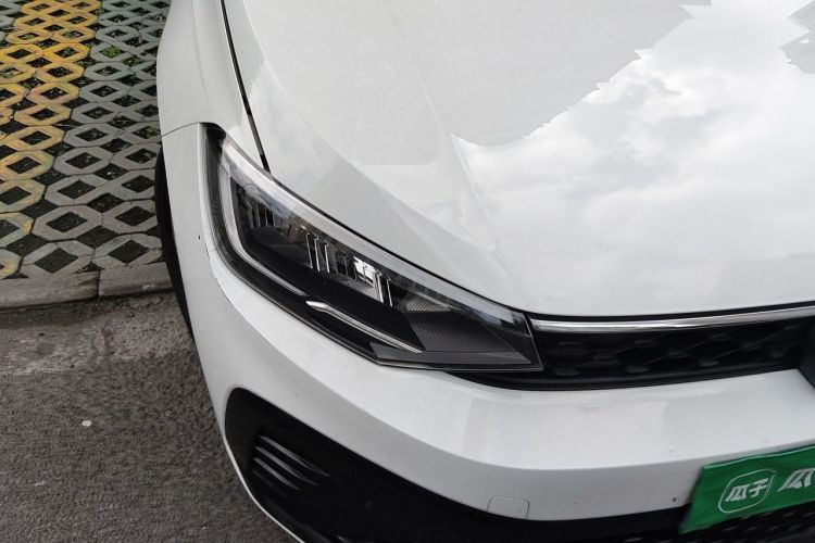 Volkswagen Lavida 2025 car image #8