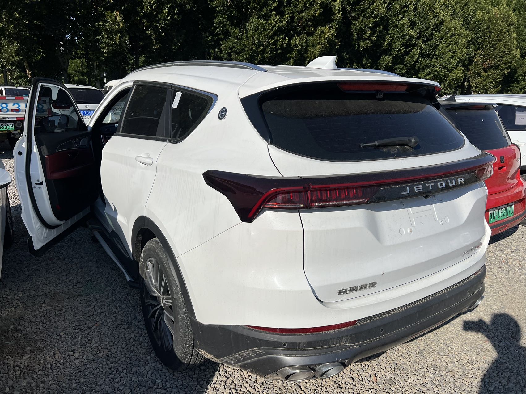 Jetour X70 PLUS 2024 car image #3