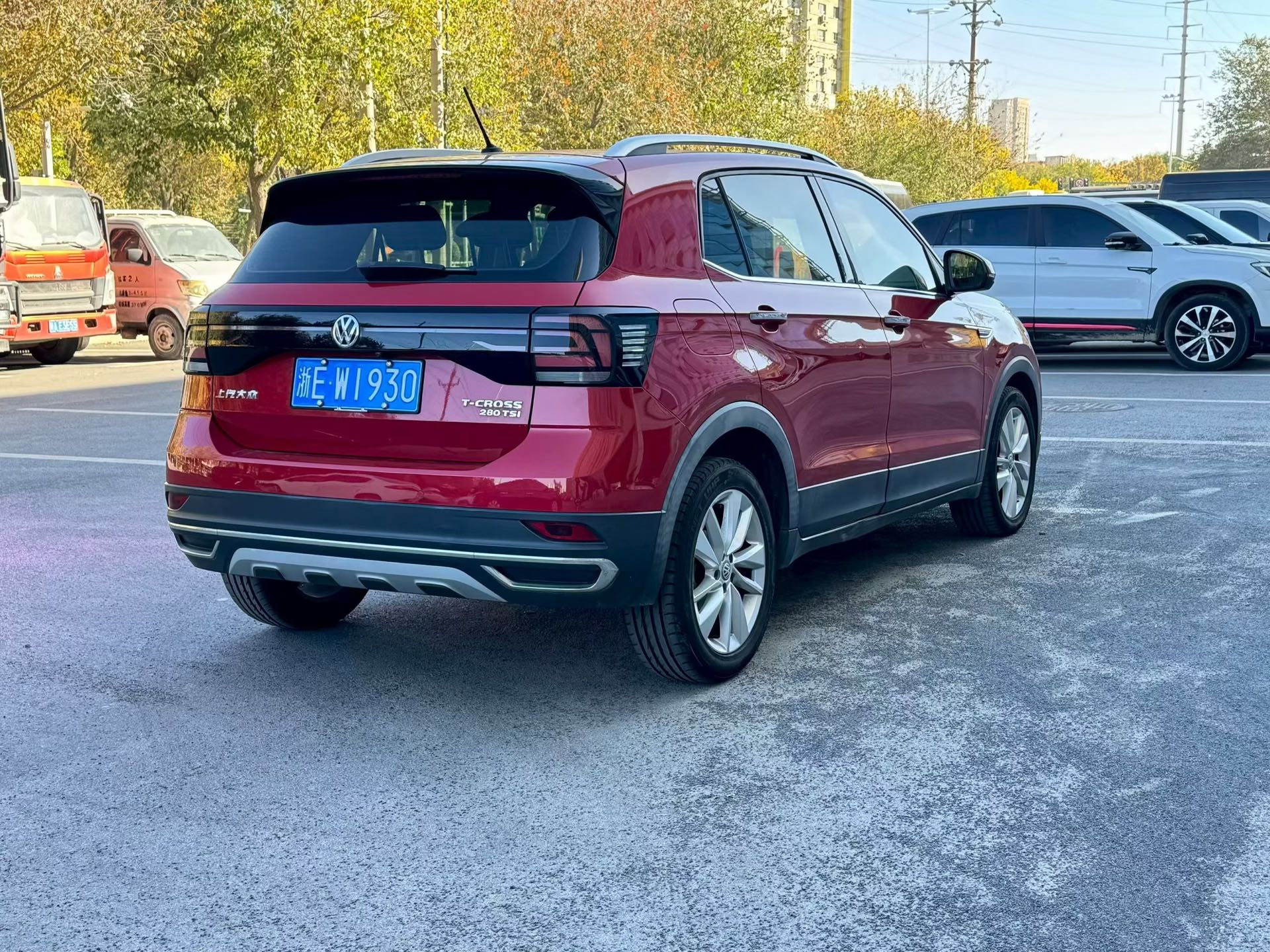 Volkswagen T-Cross 2019 #7 Volkswagen T-Cross 2019 car image #7