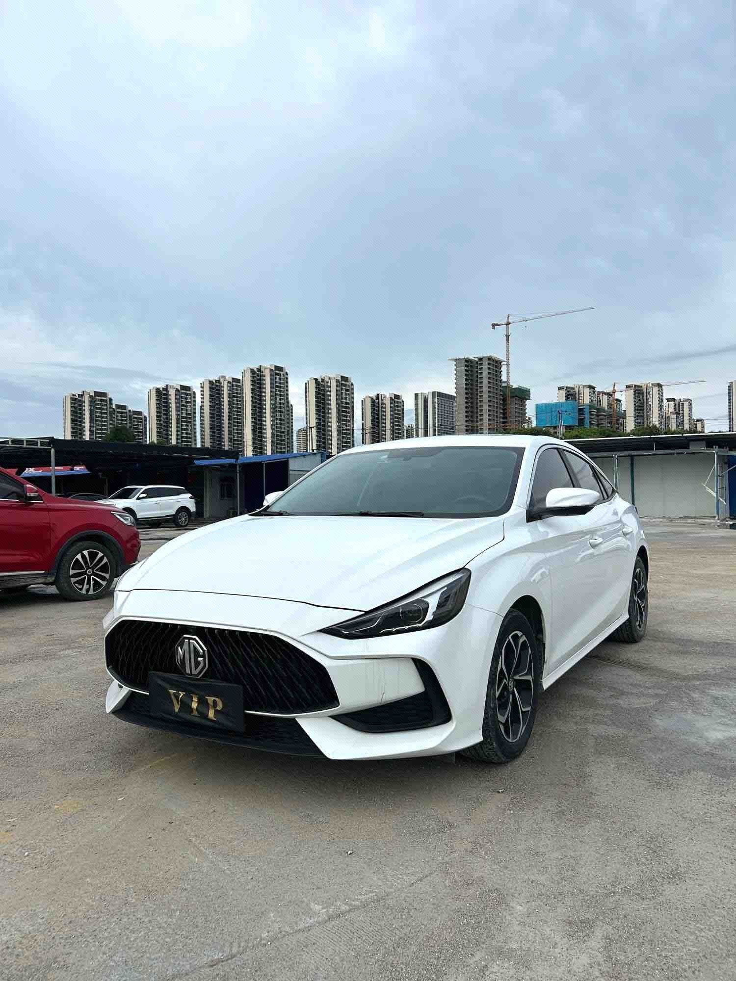 MG 5 2021 immagine di auto 