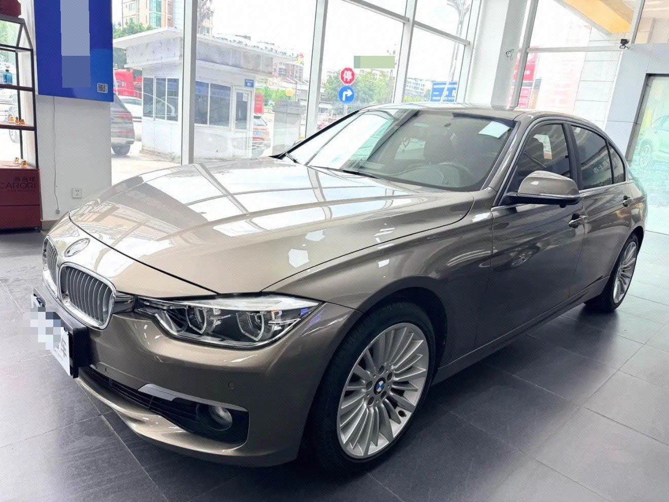 BMW 3 Series 2018 BMW 3 Series 2018 car image