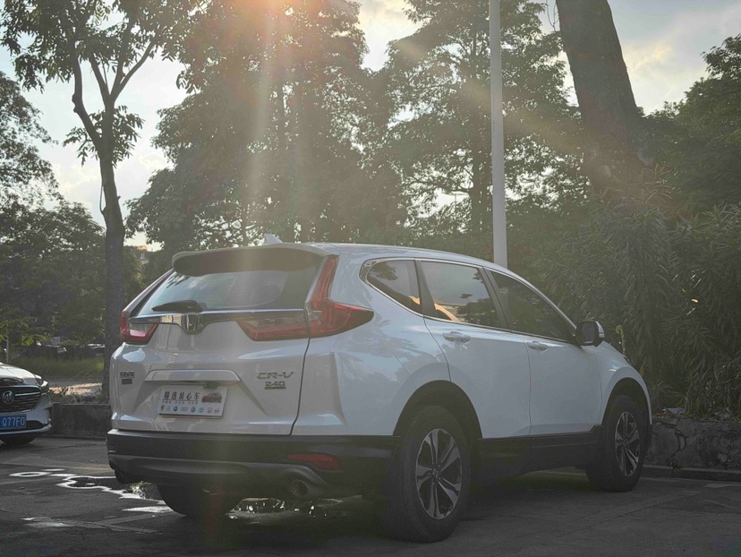 Honda CR-V 2018 #8 Honda CR-V 2018 immagine di auto #8