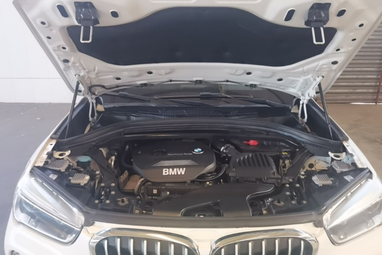 BMW X1 2017 #20 BMW X1 2017 car image #20