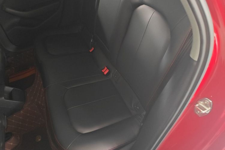 Audi A3 2018 car image #17