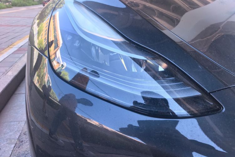 Tesla Model Y 2024 #8 Tesla Model Y 2024 car image #8