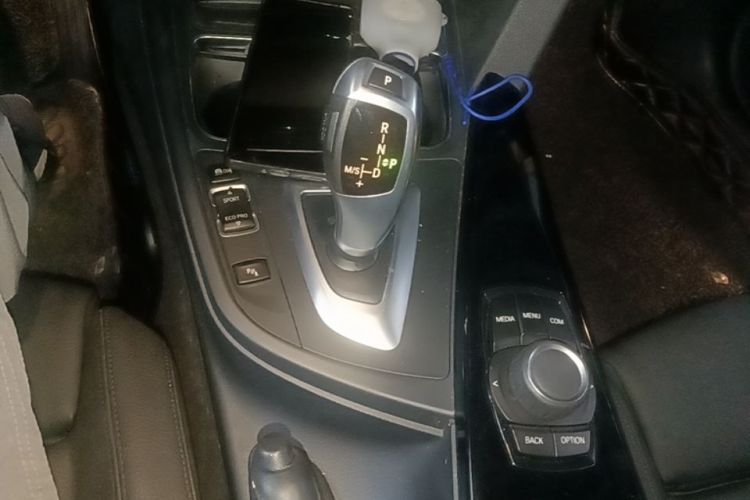BMW 3 Series 2017 image de voiture #14