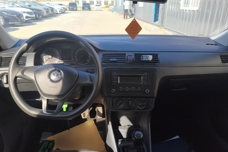 Volkswagen Santana 2019 #10 Volkswagen Santana 2019 صورة سيارة #10