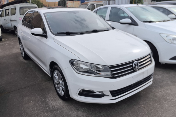 Volkswagen Santana 2016 car image #4