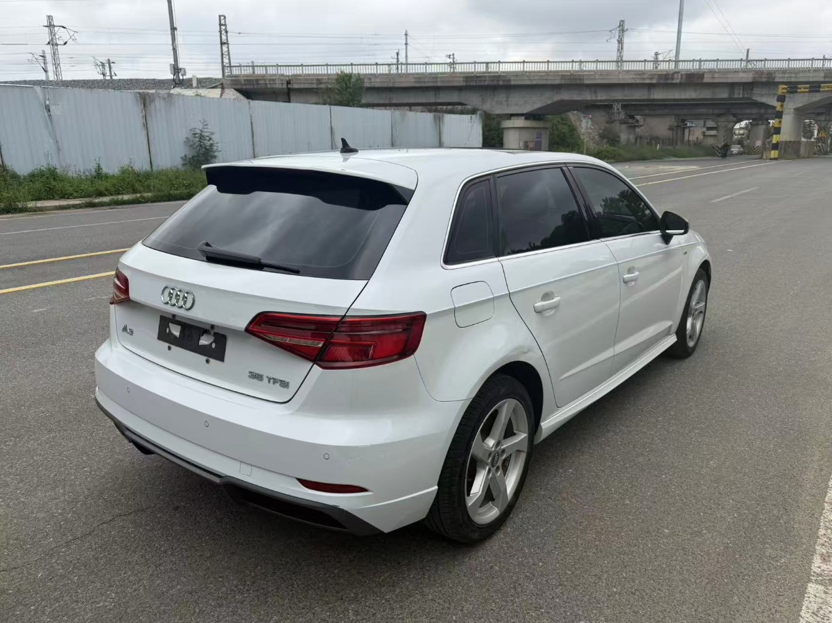Audi A3 2020 car image #9