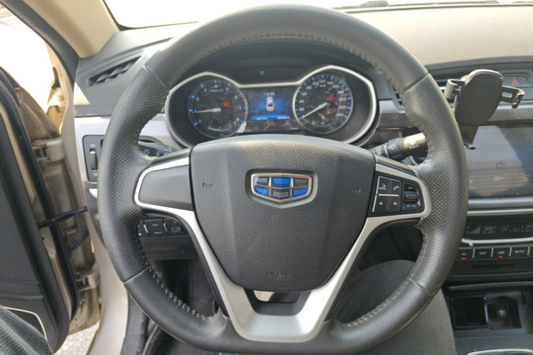 GEELY Emgrand 2017 #12 GEELY Emgrand 2017 car image #12