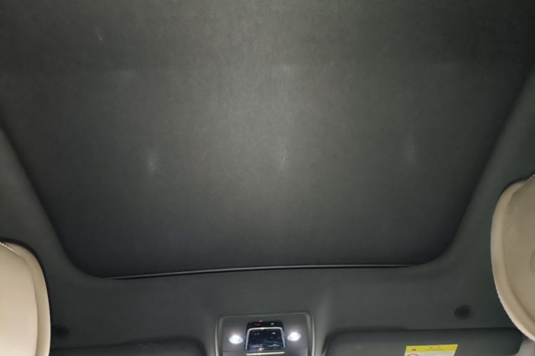 BYD Han 2023 car image #18