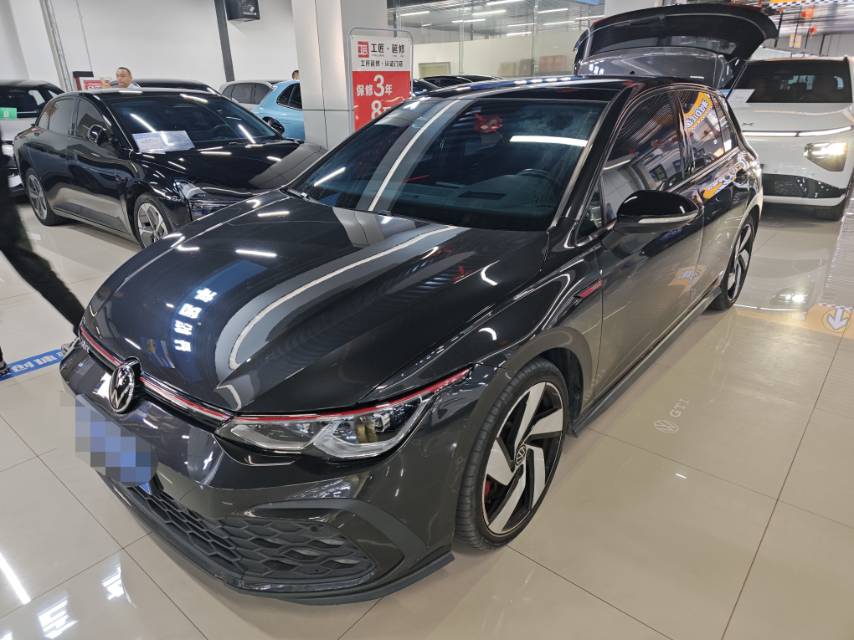 Volkswagen GolfGTI 2022 car image 