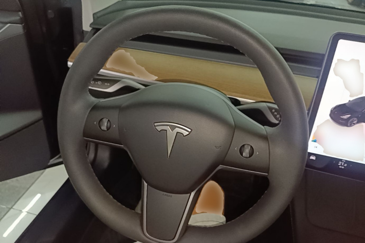 Tesla Model 3 2022 صورة سيارة #15
