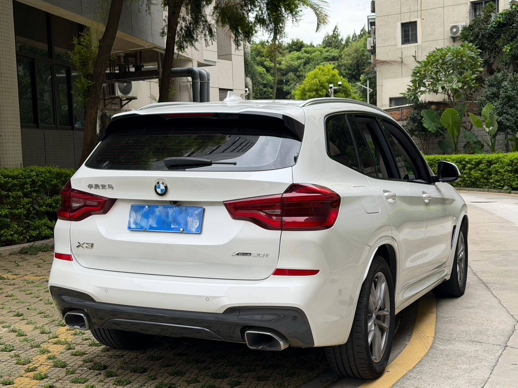 BMW X3 2019 #4 BMW X3 2019 car image #4