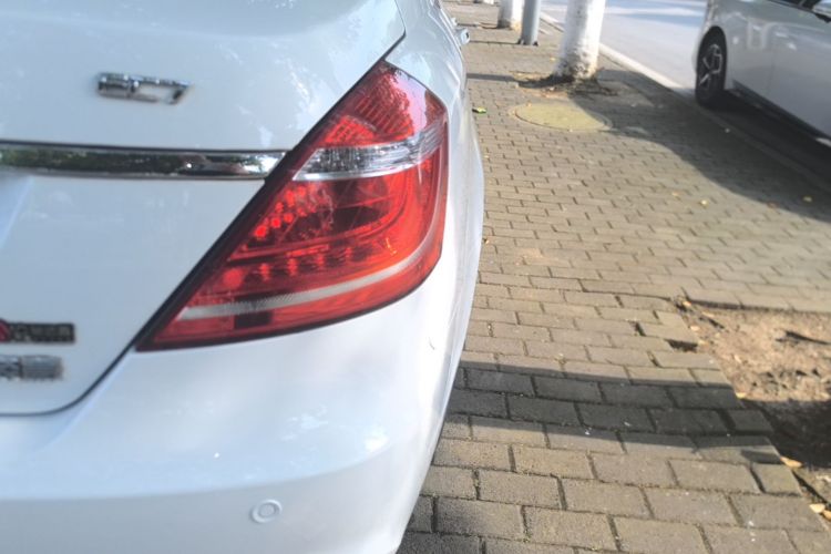 GEELY Emgrand 2015 #8 GEELY Emgrand 2015 car image #8
