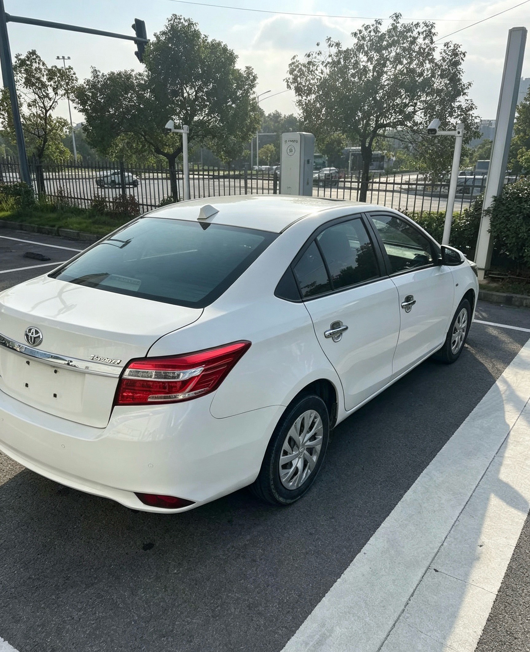 Toyota Vios 2015 #6 Toyota Vios 2015 car image #6