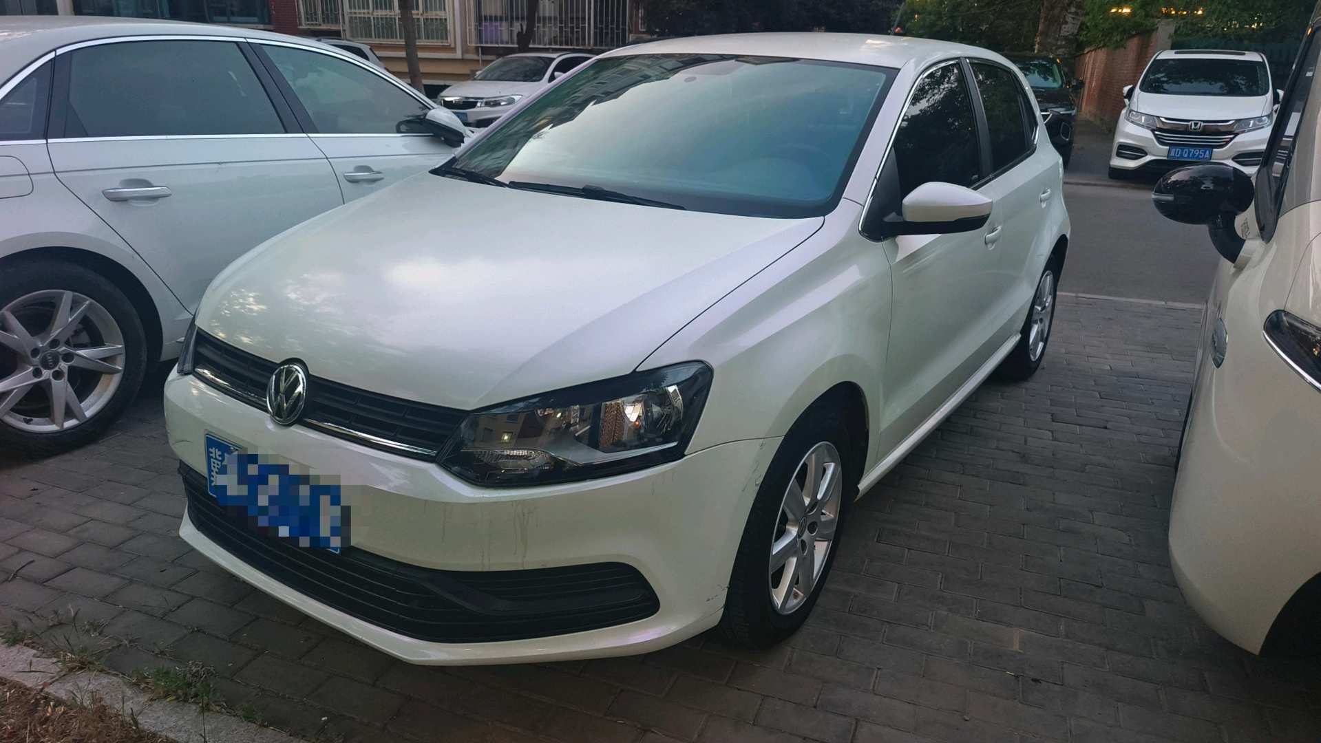 Volkswagen Polo 2019 image de voiture 