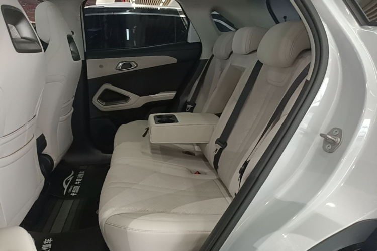 BYD YuanUP 2024 car image #17